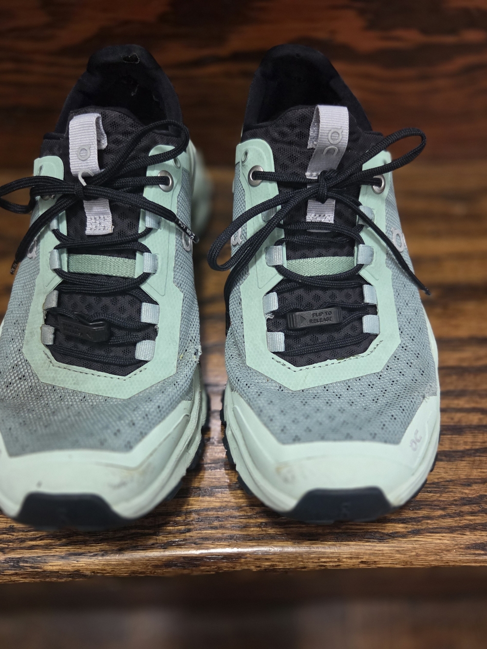 On Running Women's On Cloudultra Mint/Black Trail Shoes